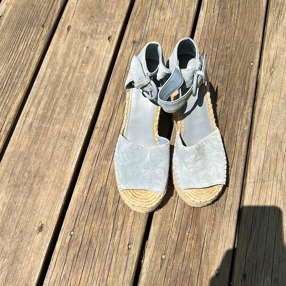 Size 9 Marc Fisher wedges